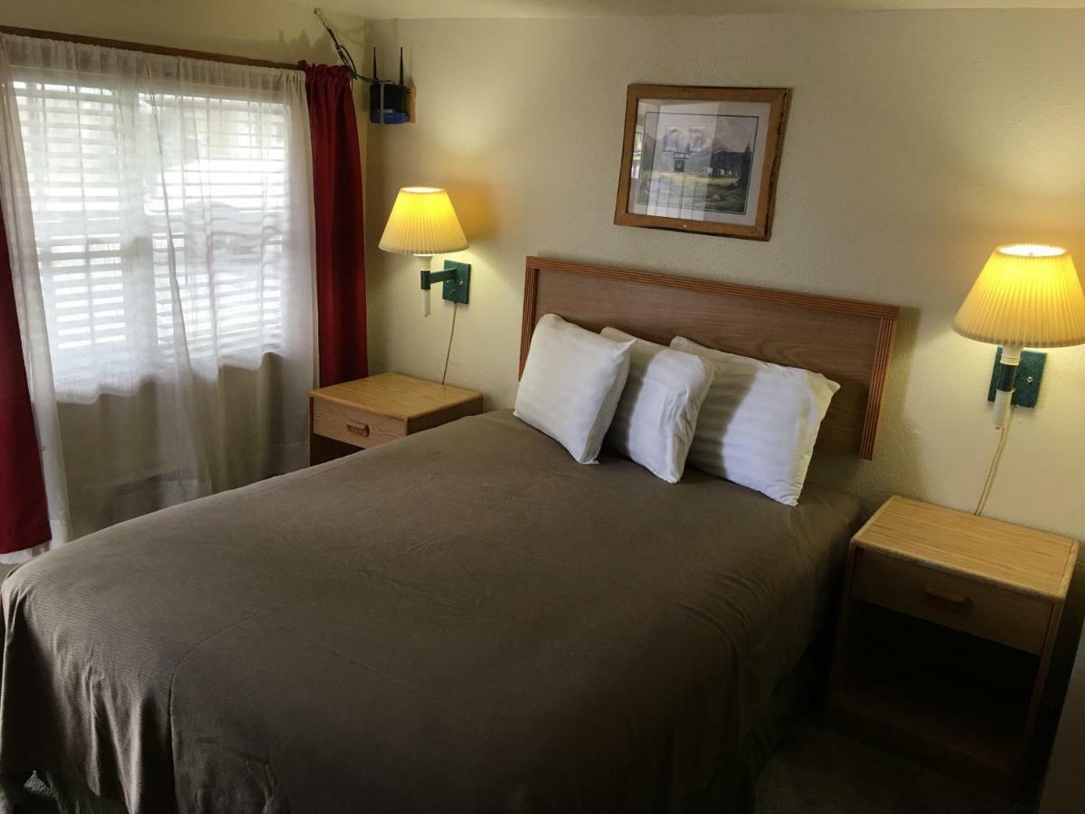 The Ol' Wyoming Motel Riverton Buitenkant foto